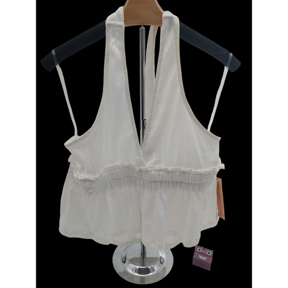 Almost Famous Women's Halter Crop Top Shirt Junior's Size XL Tanks Ivory New - Picture 3 of 12